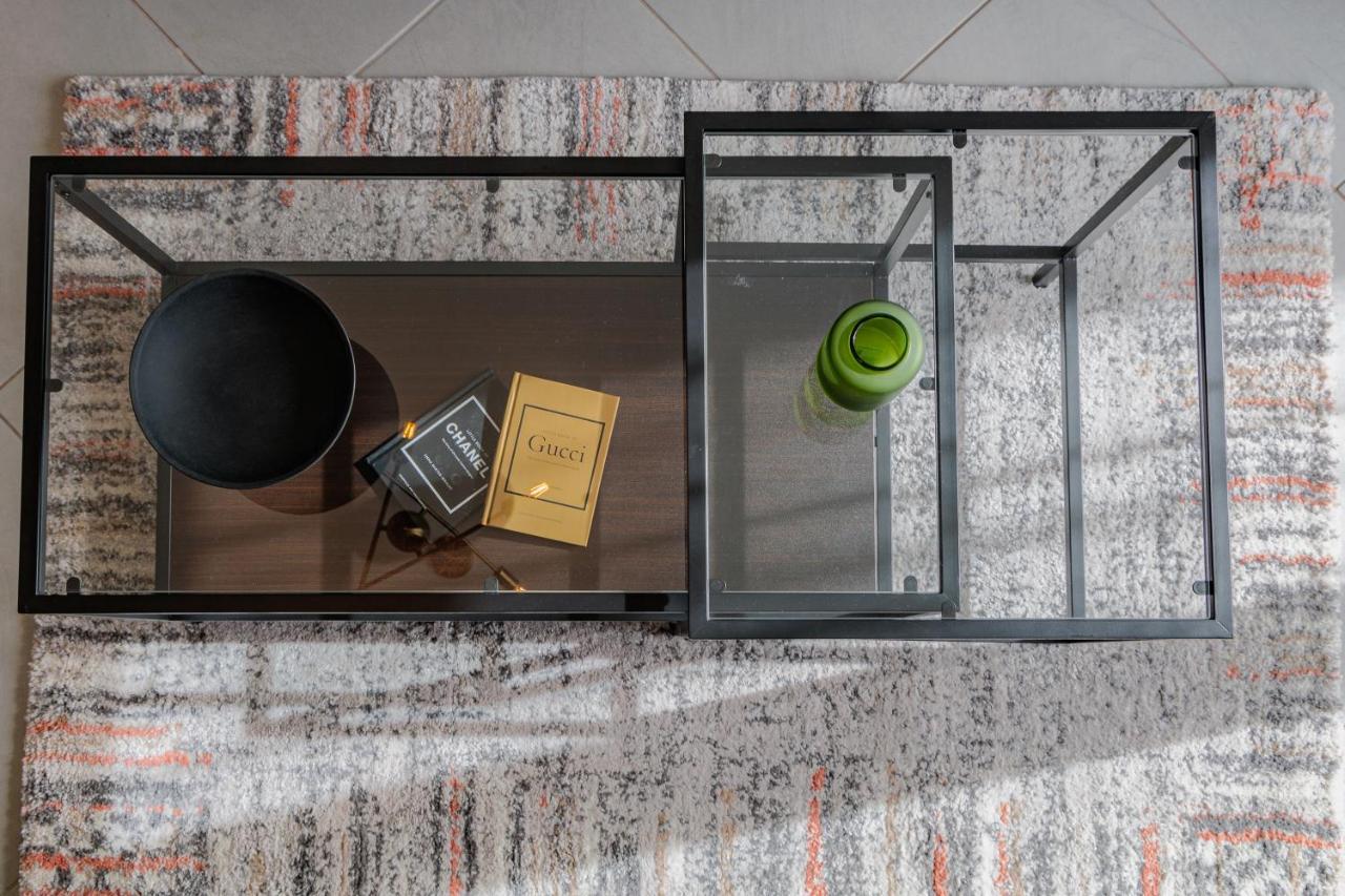 Sunny & Modern Apt For 3 Persons Athens Luaran gambar