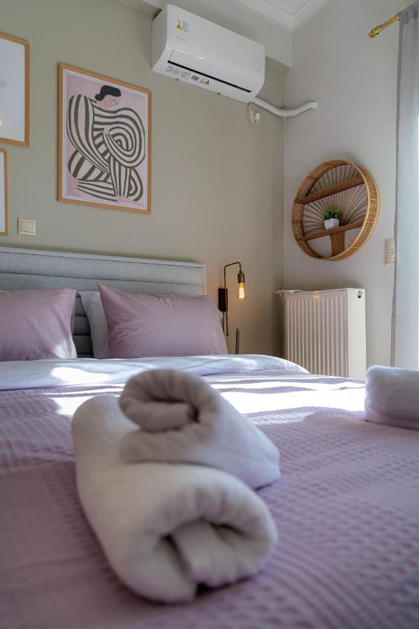 Sunny & Modern Apt For 3 Persons Athens Luaran gambar