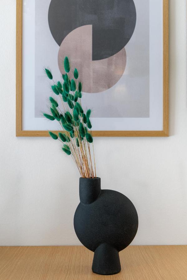 Sunny & Modern Apt For 3 Persons Athens Luaran gambar
